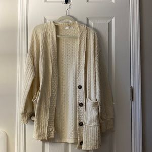 Oversized off-white Cardigan